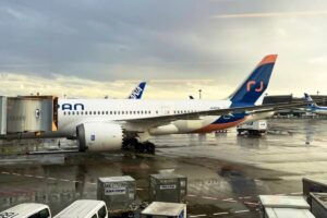 ANA encerra operações da AirJapan e atinge receita histórica