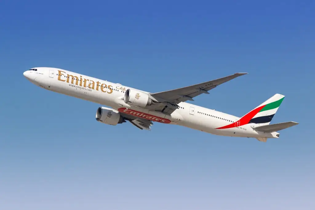 Emirates Celebra 25 Anos de Conexões Diretas entre Dubai e Entebbe