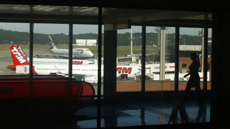 Governo Realiza Leilão Nacional para Concessão de 13 Aeroportos Regionais Governo Realiza Leilão Nacional para Concessão de 13 Aeroportos Regionais