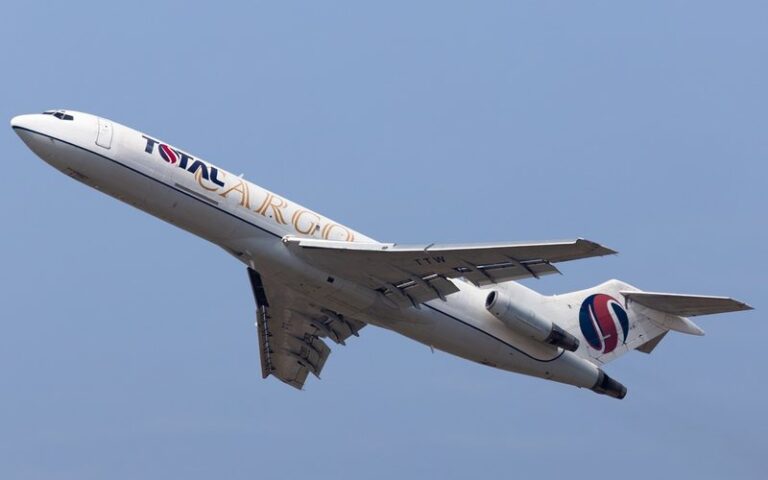 Razões para o Desaparecimento dos Trijatos na Aviação Comercial