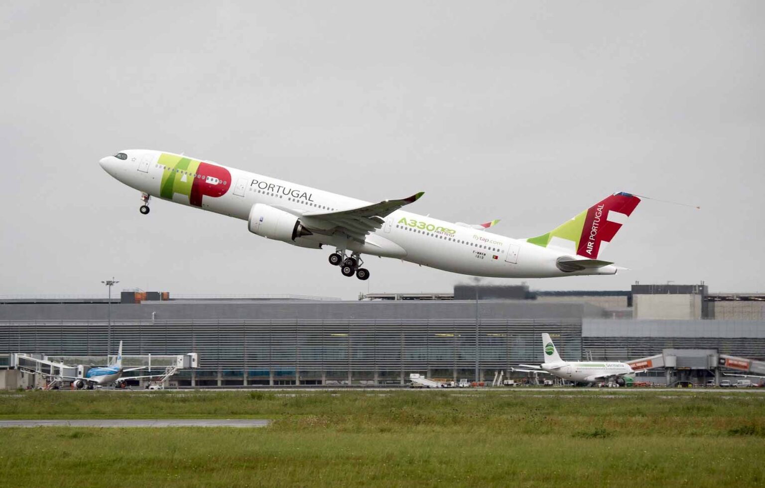 TAP Introduz Mudança de Tripulação em Voos para Caracas na Ilha Guadalupe TAP Introduz Mudança de Tripulação em Voos para Caracas na Ilha Guadalupe