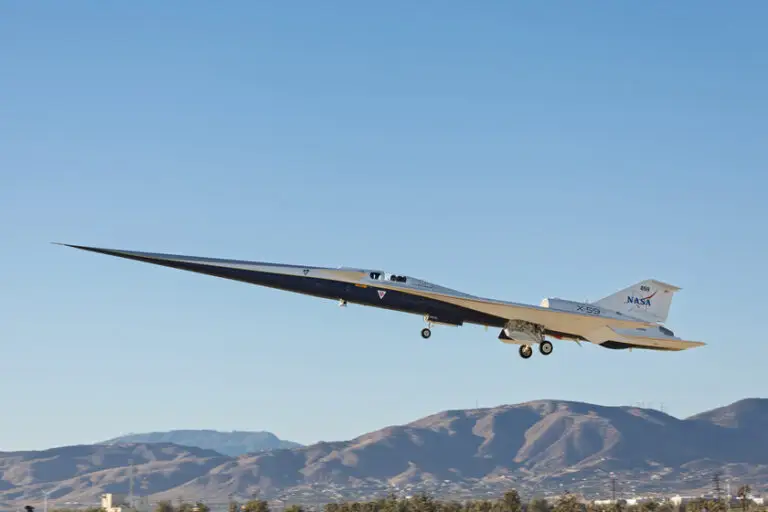 X-59 da NASA Realiza Primeiro Voo: Um Novo Capítulo para a Aviação Supersônica Comercial