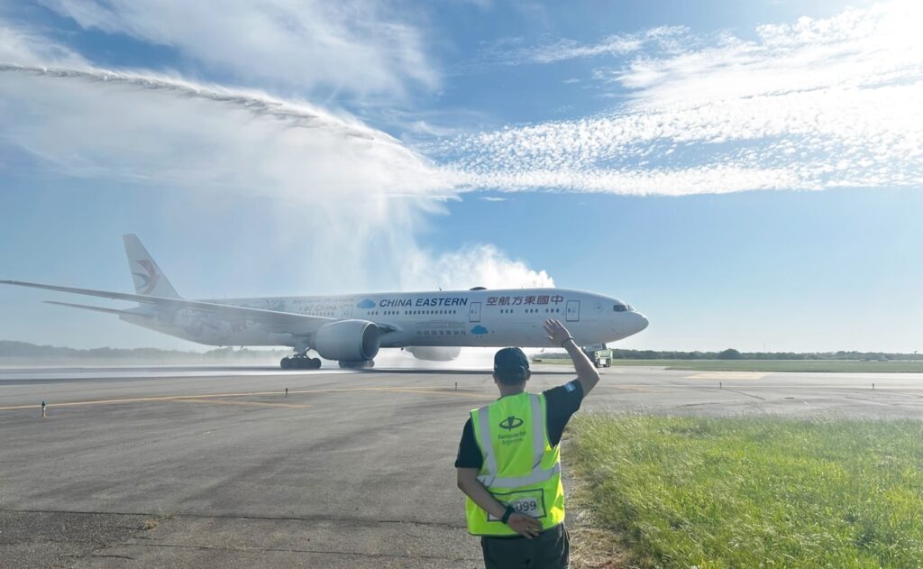 China Eastern Lança Nova Rota: O Voo Comercial Mais Longo Entre China e Argentina – Kiosque da Aviação China Eastern Lança Nova Rota: O Voo Comercial Mais Longo Entre China e Argentina - Kiosque da Aviação