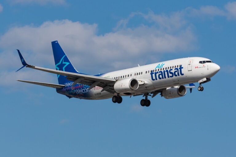 Greve dos Pilotos da Air Transat: Companhia Aérea Anuncia Suspensão de Voos Greve dos Pilotos da Air Transat: Companhia Aérea Anuncia Suspensão de Voos