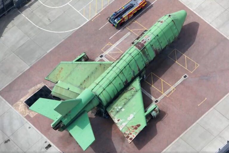 Heathrow Substitui Seu Icônico Equipamento de Treinamento de Incêndio Verde pelo A380