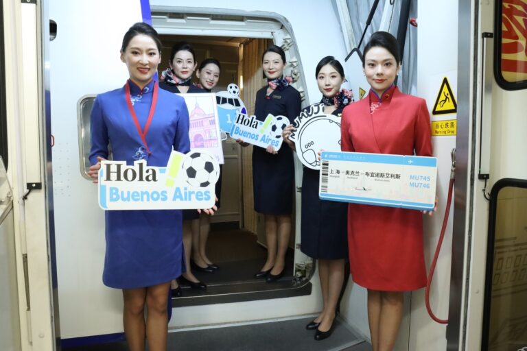 Inauguração do Voo Comercial Mais Longo do Mundo: Uma Jornada de 29 Horas Inauguração do Voo Comercial Mais Longo do Mundo: Uma Jornada de 29 Horas