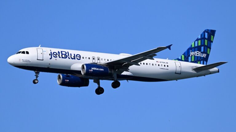 Partícula Espacial Pode Esclarecer Pouso de Emergência em Voo Comercial Partícula Espacial Pode Esclarecer Pouso de Emergência em Voo Comercial