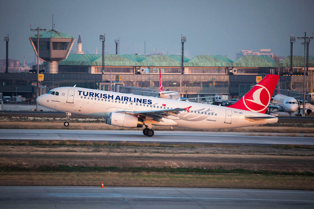 Turkish Airlines desvia voo devido a boato de bomba relacionado ao Wi-Fi