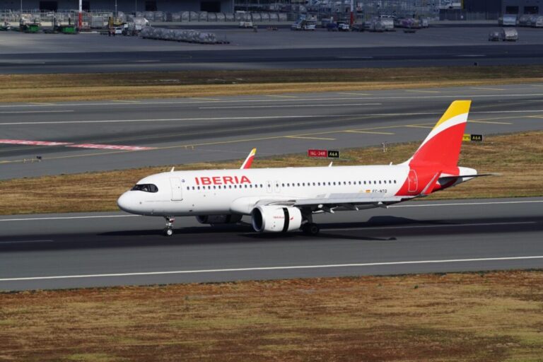 Companhias Aéreas Expandem Operações em Reação à Crise Ferroviária na Espanha Companhias Aéreas Expandem Operações em Reação à Crise Ferroviária na Espanha