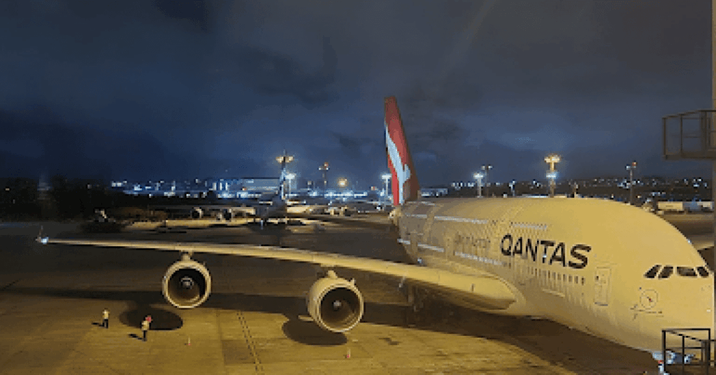 O Maior Avião Comercial do Mundo Aterrissa em São Paulo e Gera Grande Expectativa nas Redes Sociais