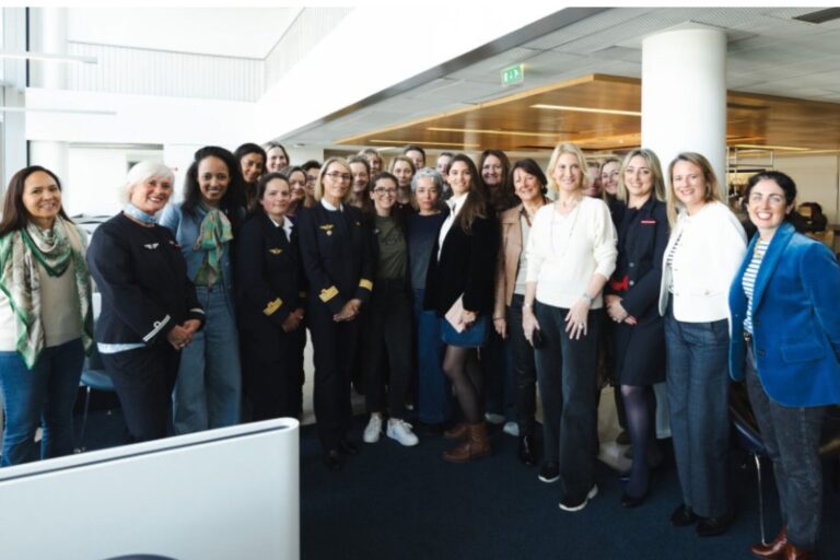 Air France Celebra o Dia Internacional da Mulher com Voo Especial para a ONU