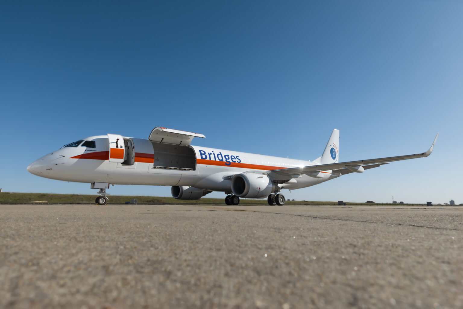 Bridges Air Cargo Lança Operações com Seu Primeiro Embraer E-Freighter