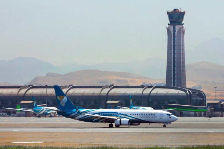 Reino Unido Organiza Voo de Repatriação para Britânicos em Fuga do Conflito